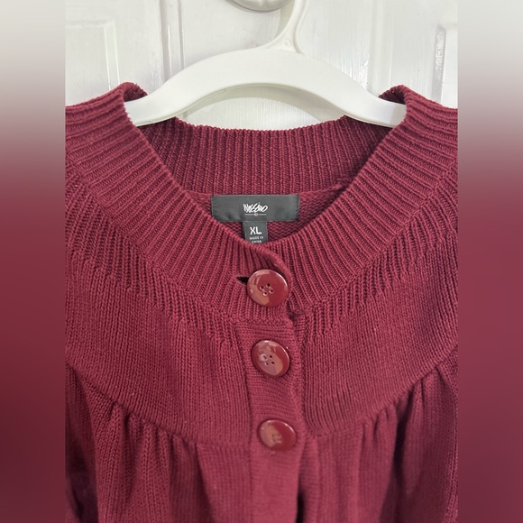 Mossimo sweater - Picture 6 of 14